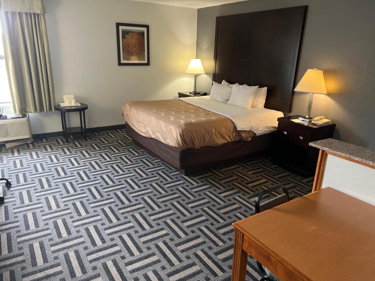 Quality Inn & Suites Rosemount Kültér fotó