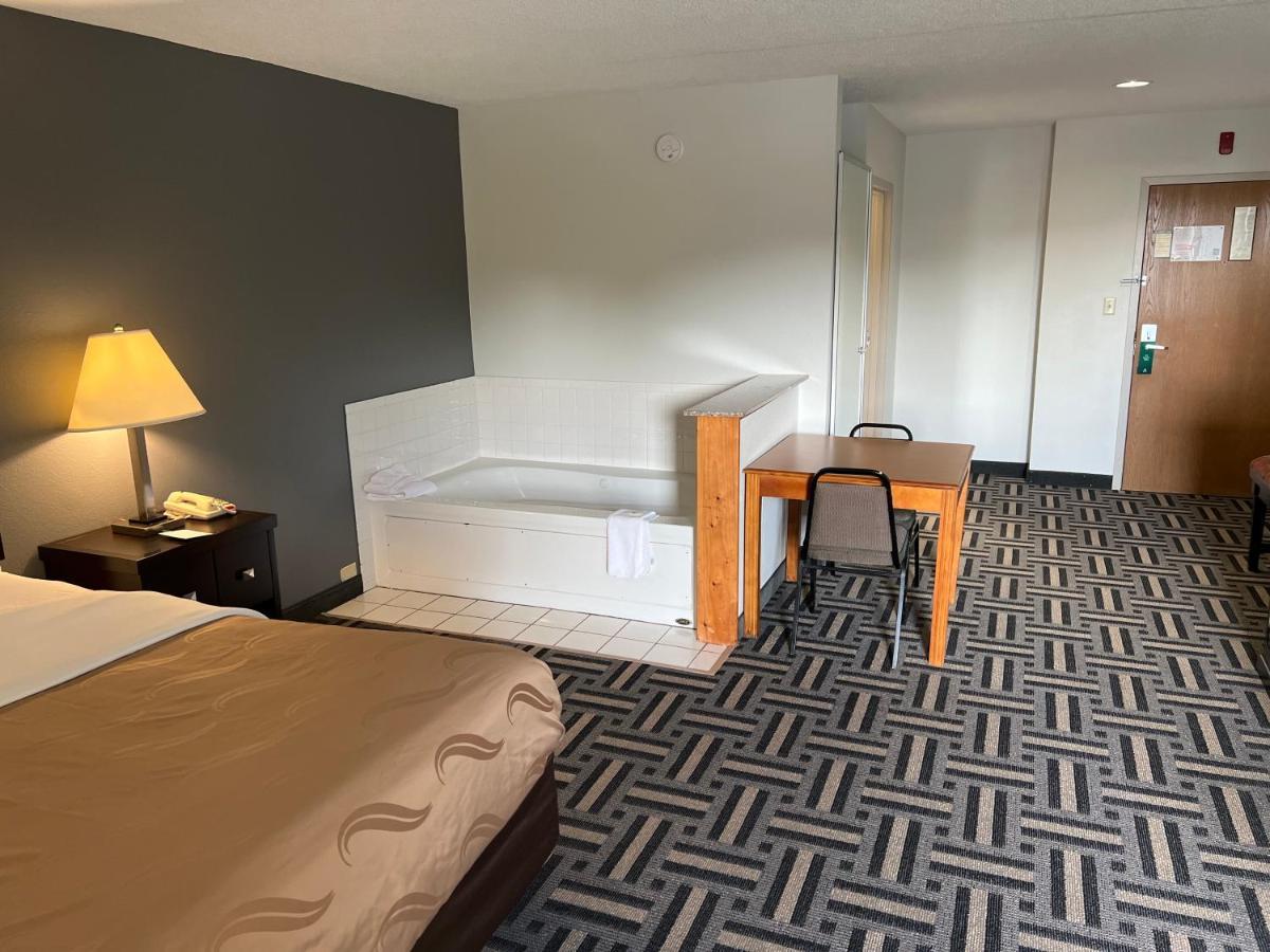 Quality Inn & Suites Rosemount Kültér fotó